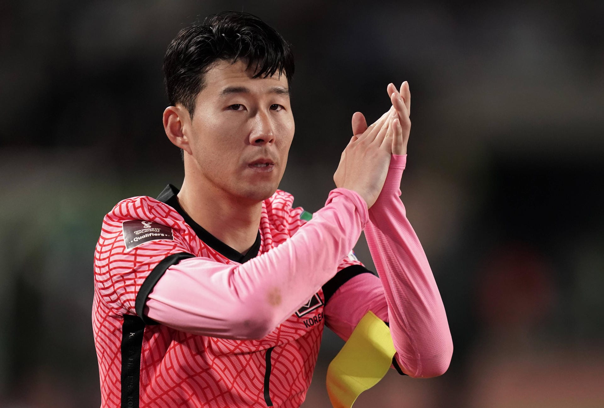 Südkorea: Anfang Februar löste das Team um Topstar Heung-Min Son (im Bild) das Ticket für Katar. Ein 2:0-Sieg über Syrien sorgte für die zehnte WM-Quali der "Roten Teufel".
