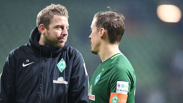 Arbeiteten schon bei Werder Bremen zusammen: Trainer Florian Kohfeldt (l) und Max Kruse. Arbeiteten schon bei Werder Bremen zusammen: Trainer Florian Kohfeldt (l) und Max Kruse.