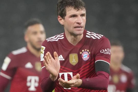 Will noch einige Jahre spielen: Thomas Müller feuert seine Mitspieler an.