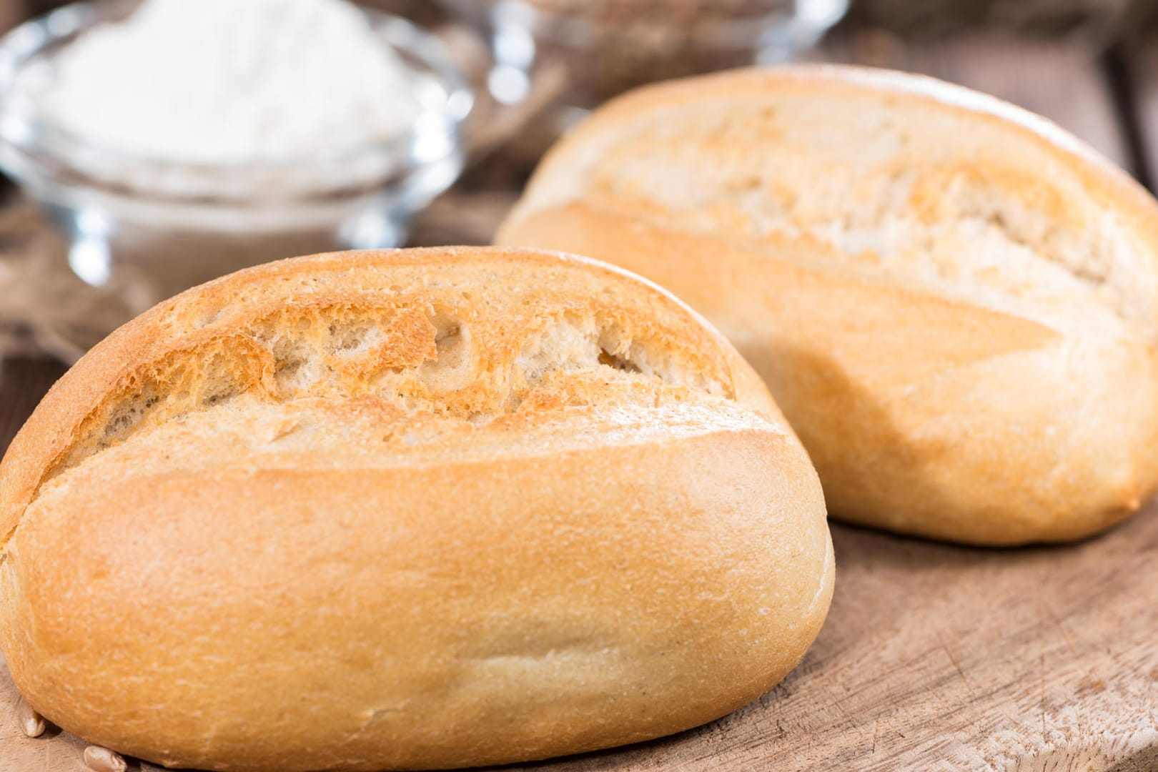 Frische Teilchen: Brötchen sollten knusprig und möglichst noch warm sein. (Symbolbild)