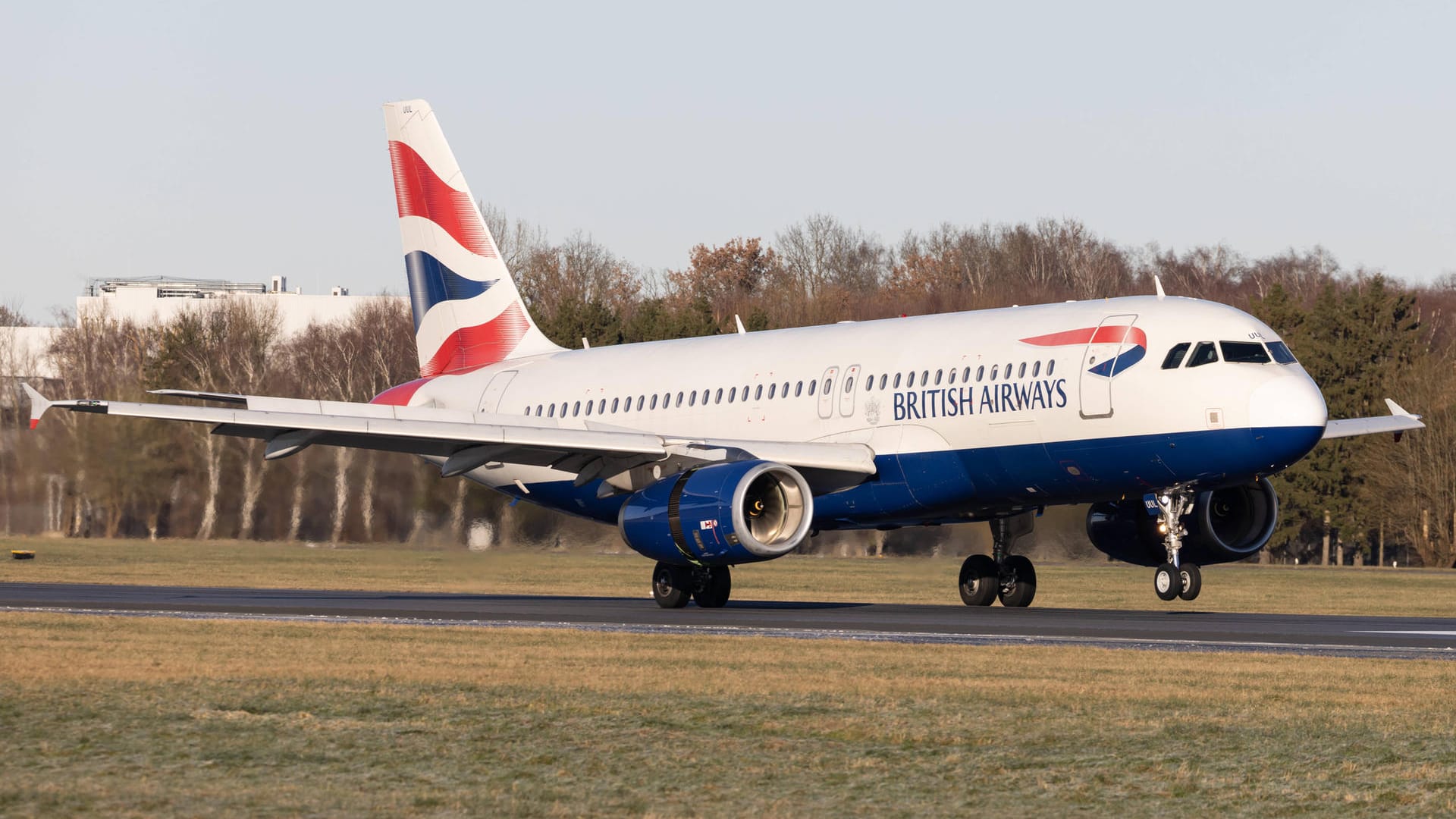 Airbus der Fluglinie British Airways (Symbolbild): Ab März fliegt erstmals auch die Fluglinie BA nach Nürnberg. Airbus der Fluglinie British Airways (Symbolbild): Ab März fliegt erstmals auch die Fluglinie BA nach Nürnberg.