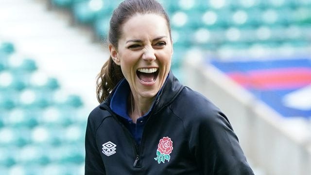 Herzogin Kate beim Rugby-Training im Londoner Twickenham-Stadion.