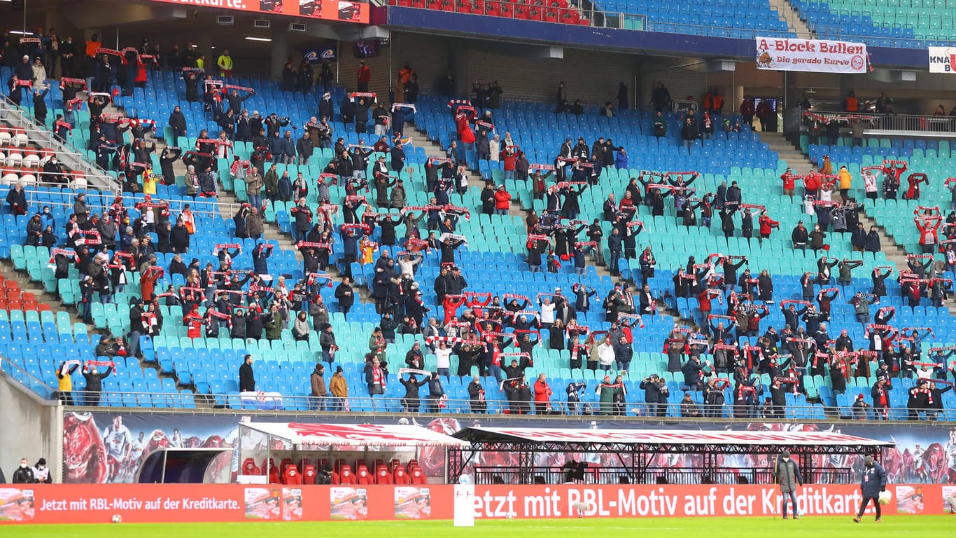 Zuschauer im Stadion von RB Leipzig: Künftig gibt es neue Regelungen.