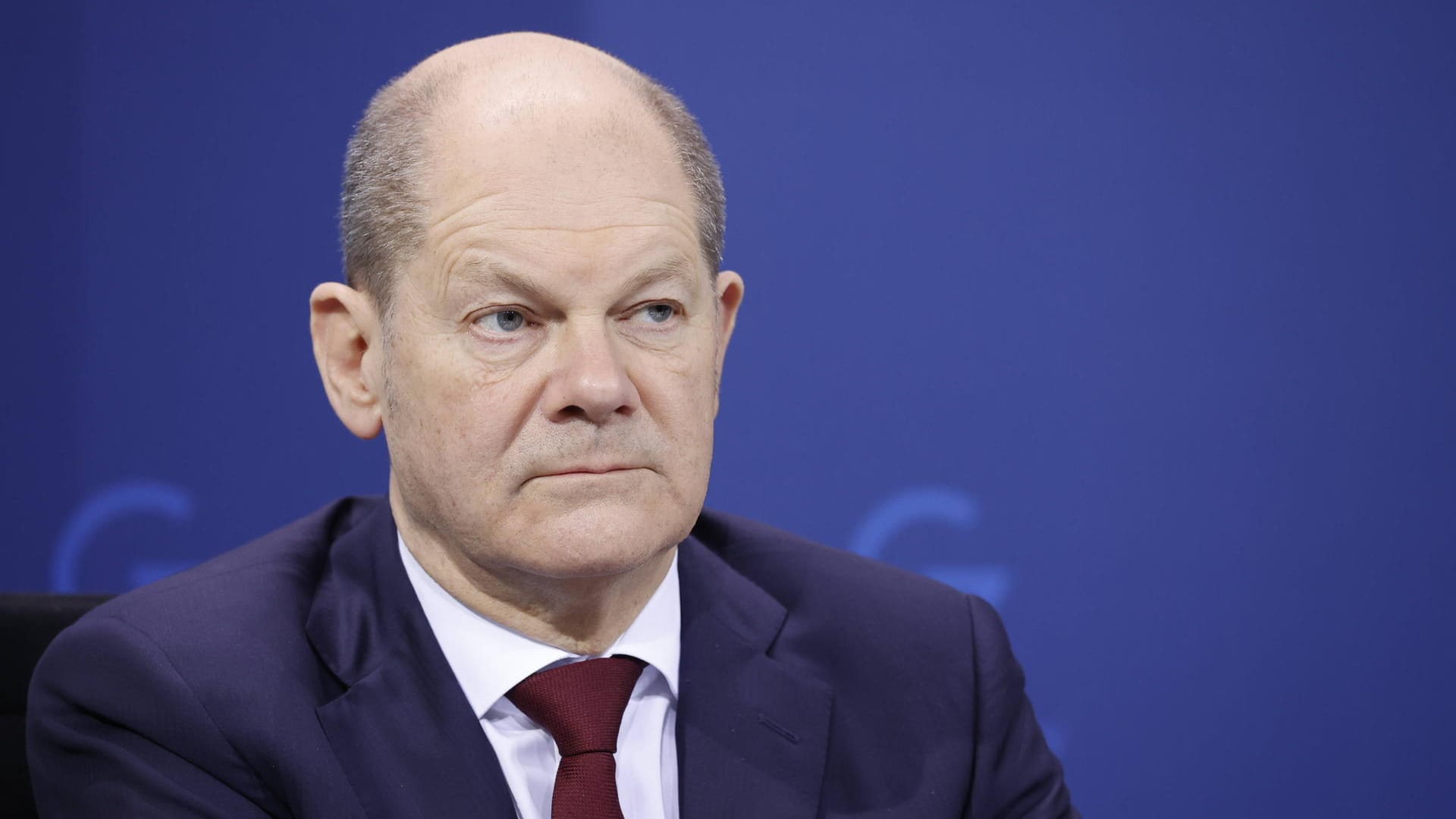 Olaf Scholz: Der Kanzler wird nach eigenen Angaben "in Kürze" zu einem Treffen mit dem russischen Präsidenten Wladimir Putin nach Moskau reisen.