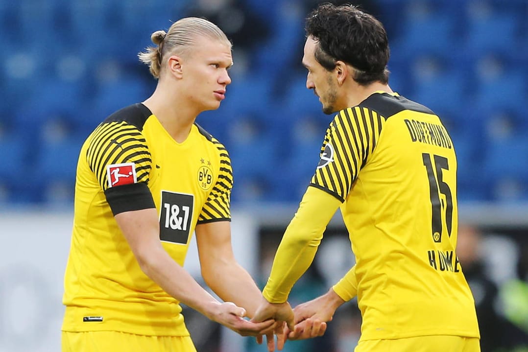 Erling Haaland (li.) und Mats Hummels: Beide könnten gegen Leverkusen ausfallen.