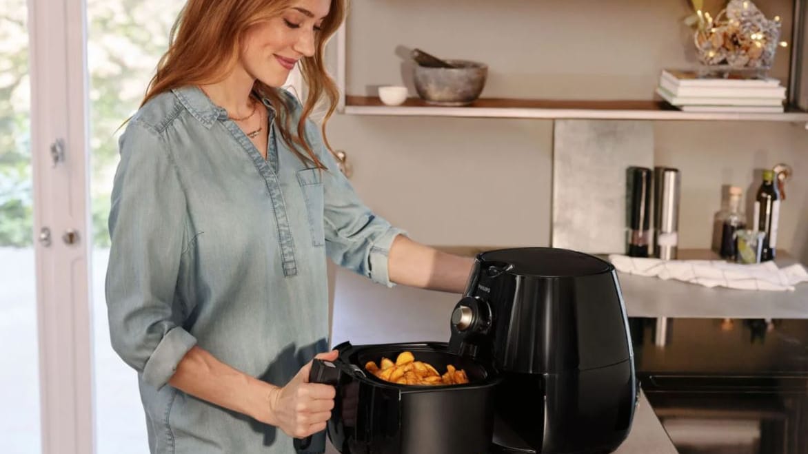 Frittieren ohne Öl: Der bei Lidl reduzierte Airfryer von Philips war noch nie günstiger als heute.