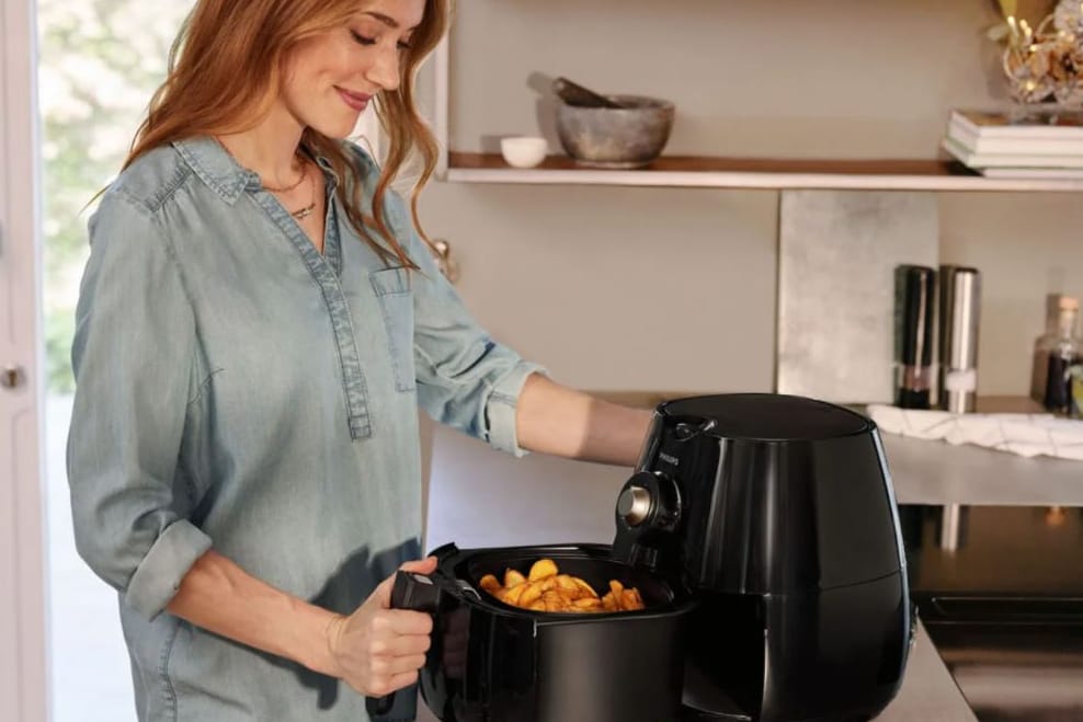 Frittieren ohne Öl: Der bei Lidl reduzierte Airfryer von Philips war noch nie günstiger als heute.