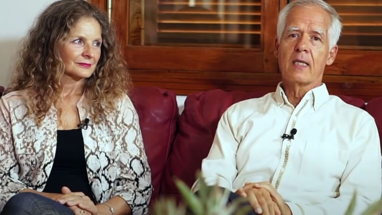 Sylvia und Erwin Annau in einem ihrer YouTube-Videos: "Ich bin ein Querdenker, so lange ich denken kann".