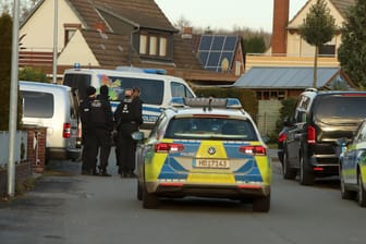 SEK Einsatz in Bremen-Nord: Eine Person wurde vorläufig festgenommen.