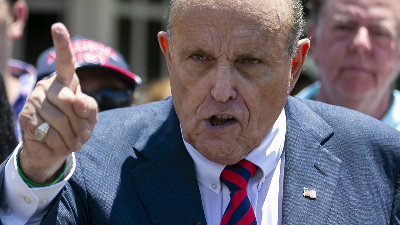Rudy Giuliani: Wegen seiner Lügen über die US-Wahl 2020 verlor der Republikaner seine Anwaltslizenz.