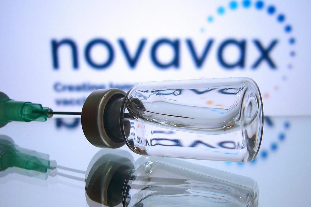 Corona-Impfstoff von Novavax (Symbolbild): In Kürze starten die Impfungen mit dem US-Präparat auch hierzulande.