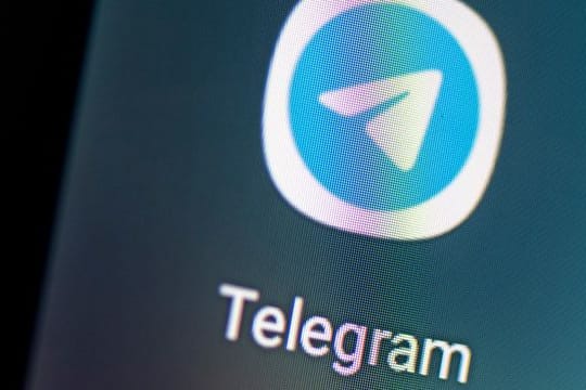 Telegram hat den Ruf, jegliche Inhalte ohne Moderation zuzulassen.