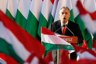 Viktor Orbán im Wahlkampf 2018: In diesem Jahr hat er ernstzunehmende Konkurrenz.