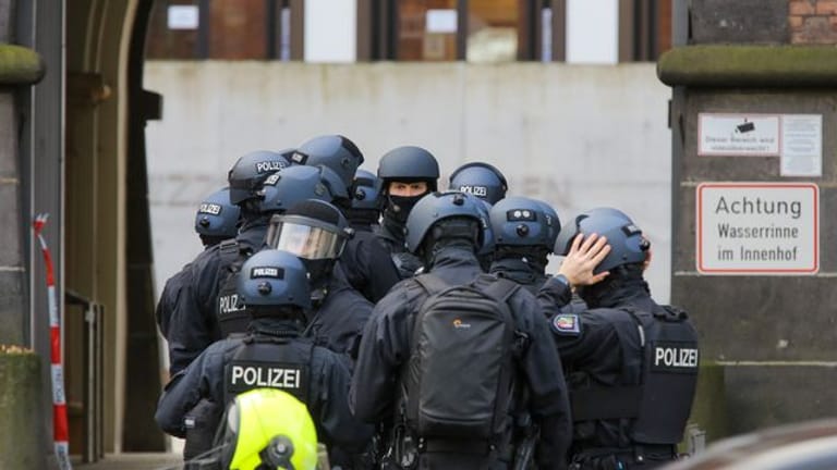 Bombendrohung am Gericht Aachen