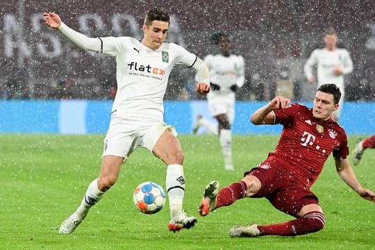 Florian Neuhaus hat sich positiv zur Leistung des ehemaligen Sportdirektors Max Eberls geäußert.