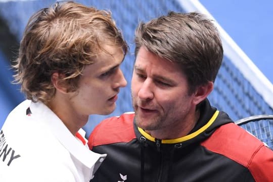 Alexander Zverev und Teamkapitän Kohlmann.