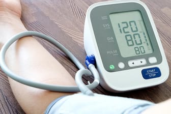 Blutdruckmessgeräte im Test: Diese Modelle konnten bei der Stiftung Warentest überzeugen.