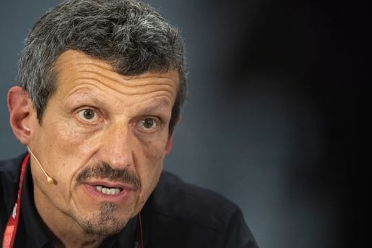 Der Teamchef von Haas F1 Günther Steiner erwartet die ersten Formel-1-Punkte von Mick Schumacher.