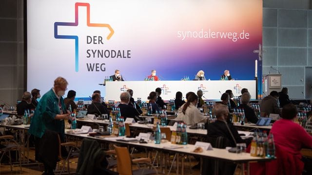 Die Dritte Synodalversammlung der deutschen Katholiken soll konkrete Reformen bringen. Die Dritte Synodalversammlung der deutschen Katholiken soll konkrete Reformen bringen.