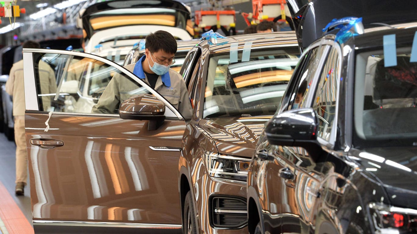 VW-Produktion in Tianjin, China (Symbolbild): "Sorgen bereitet mir der Blick nach China", sagt Verbandschefin Müller.