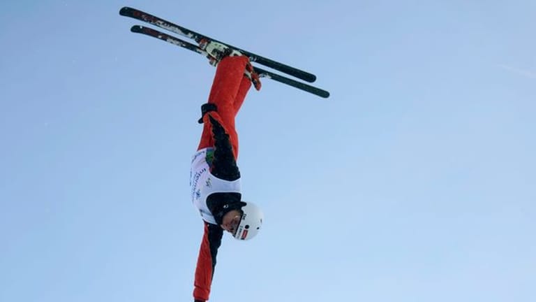 Ski-Freestylerin Emma Weiss könnte aufgrund der Folgen einer Coronavirus-Infektion die Teilnahme an den Olympischen Winterspielen verpassen.