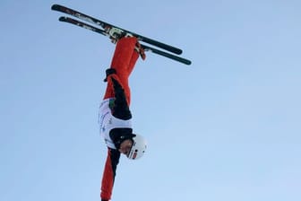 Ski-Freestylerin Emma Weiss könnte aufgrund der Folgen einer Coronavirus-Infektion die Teilnahme an den Olympischen Winterspielen verpassen.