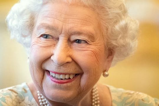 Königin Elizabeth II freut sich über ein 20 Jahre altes Rezept.