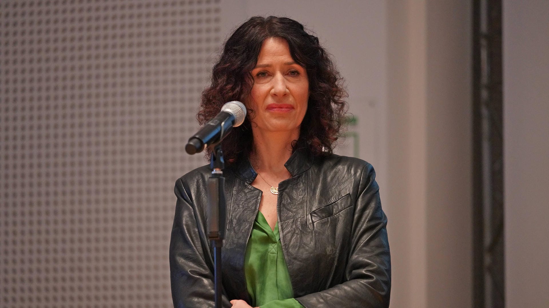 Bettina Jarasch (Grüne/ Archivbild): Sie hat sich isoliert und arbeitet aus dem Homeoffice weiter. Bettina Jarasch (Grüne/ Archivbild): Sie hat sich isoliert und arbeitet aus dem Homeoffice weiter.