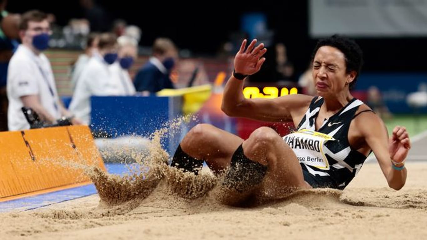 Weitsprung-Olympiasiegerin Malaika Mihambo kommt mit einer Weite von 6,66 Metern auf den dritten Rang.