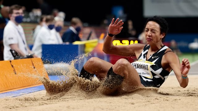 Weitsprung-Olympiasiegerin Malaika Mihambo kommt mit einer Weite von 6,66 Metern auf den dritten Rang.