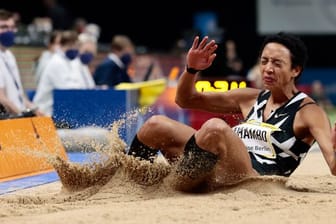 Weitsprung-Olympiasiegerin Malaika Mihambo kommt mit einer Weite von 6,66 Metern auf den dritten Rang.