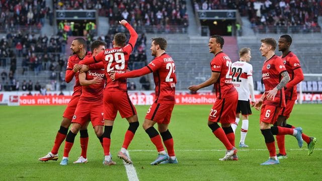 VfB Stuttgart - Eintracht Frankfurt VfB Stuttgart - Eintracht Frankfurt