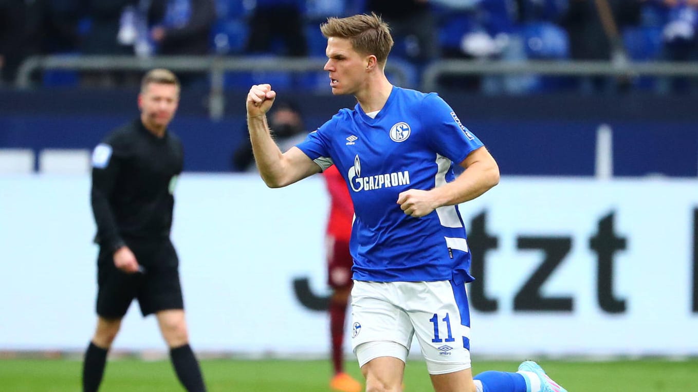 Marius Bülter: Der Joker bereitete beide Schalker Tore vor.