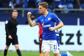 Marius Bülter: Der Joker bereitete beide Schalker Tore vor.