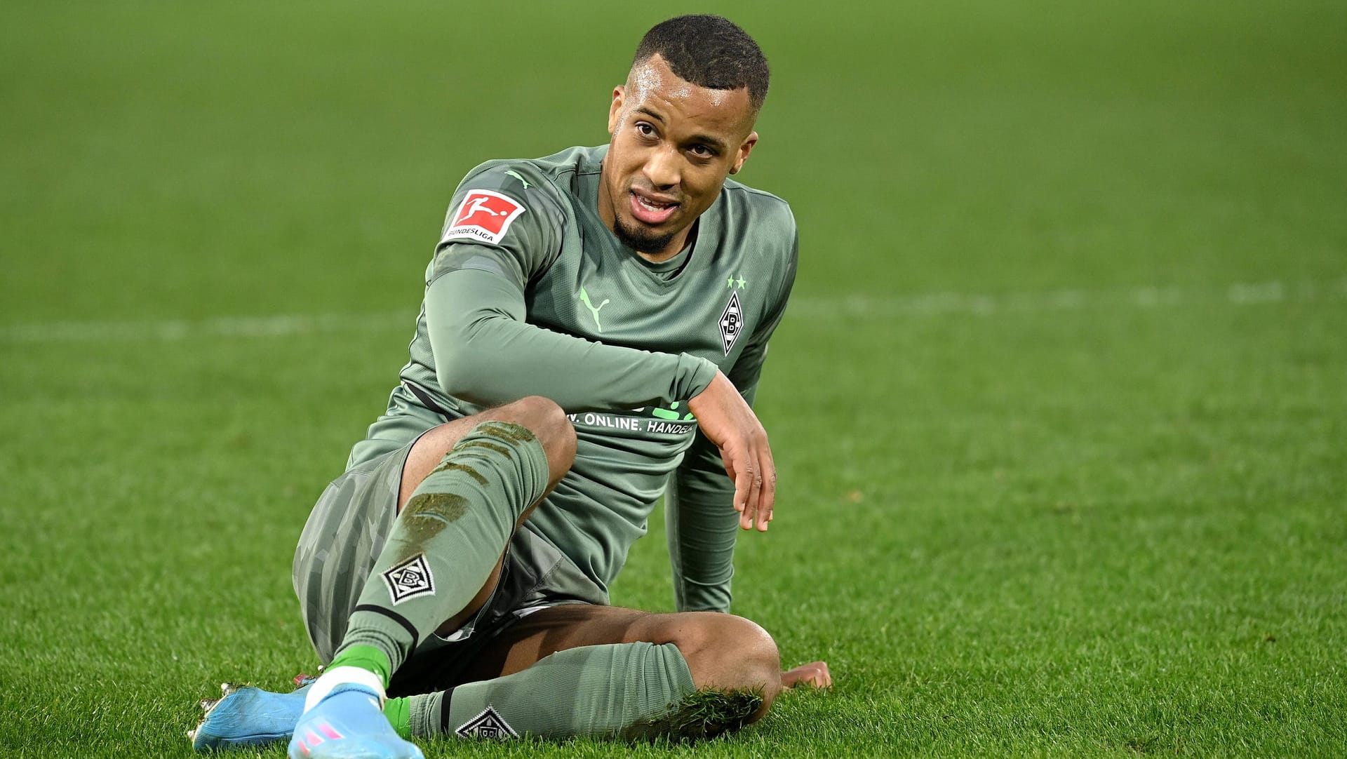 Alassane Plea: Der Gladbacher Stürmer erzielte auf der Alm ein Kopfballtor. Alassane Plea: Der Gladbacher Stürmer erzielte auf der Alm ein Kopfballtor.