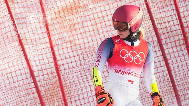 US-Star Mikaela Shiffrin ist im Riesenslalom ausgeschieden.