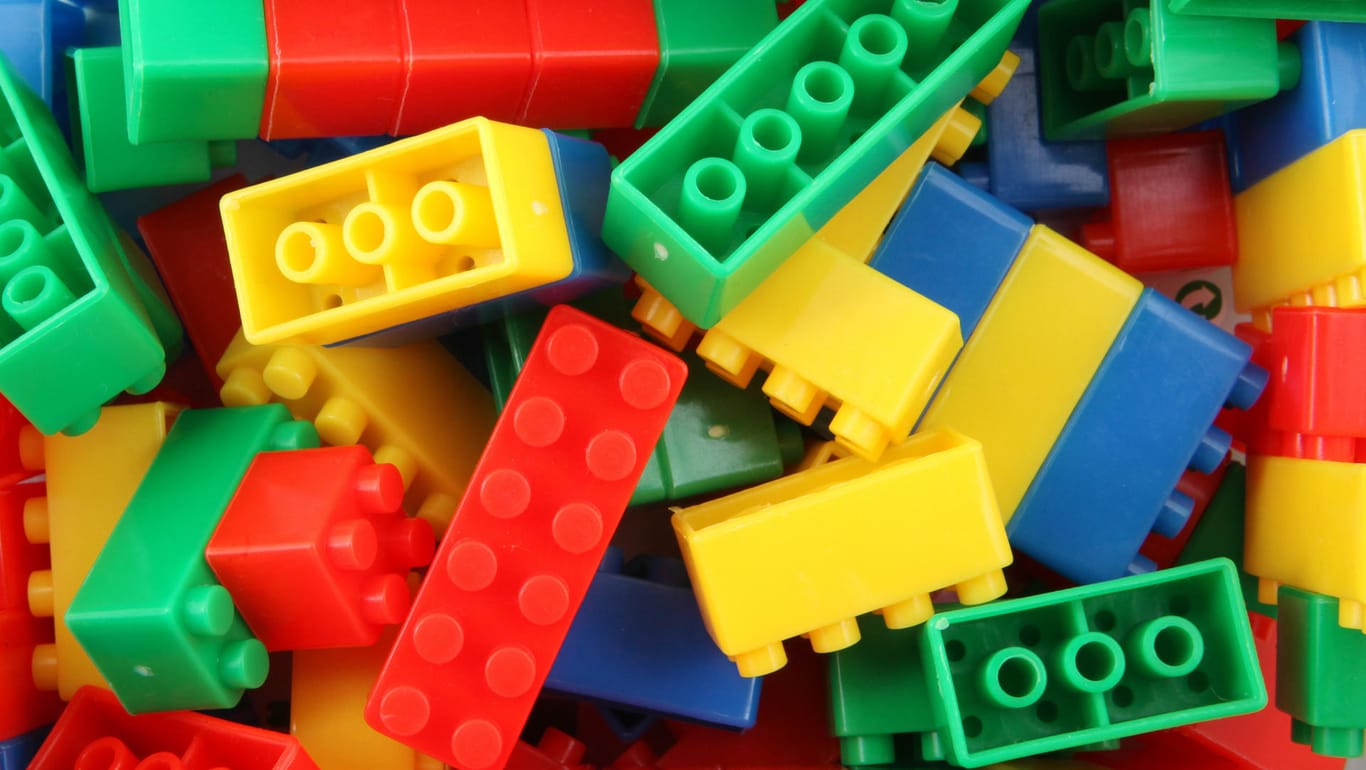 Legosteine: Das Spielzeug mag keine hohen Temperaturen, da diese die Steine verformen können.