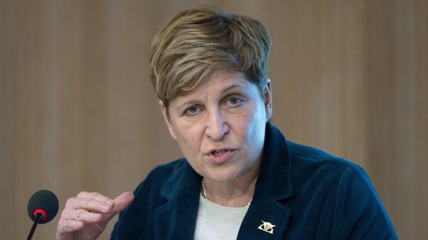 Nicole Razavi (CDU)