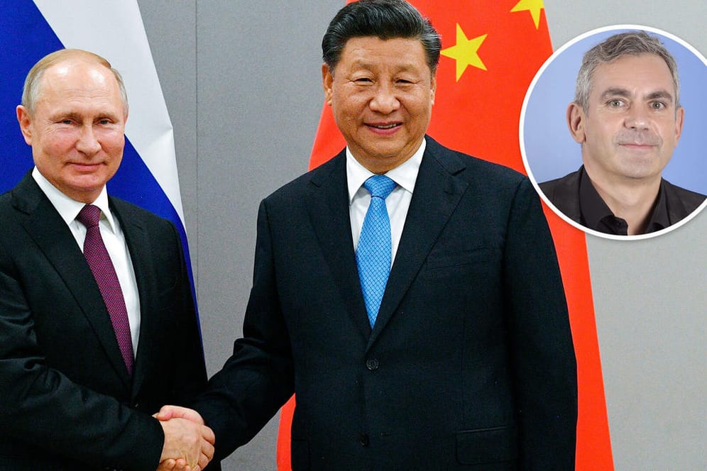 Wladimir Putin und Xi Jinping: Als Russlands Präsident zur Olympia-Eröffnung nach Peking reiste, gab es wohl keinen Händedruck, meint Wladimir Kaminer.
