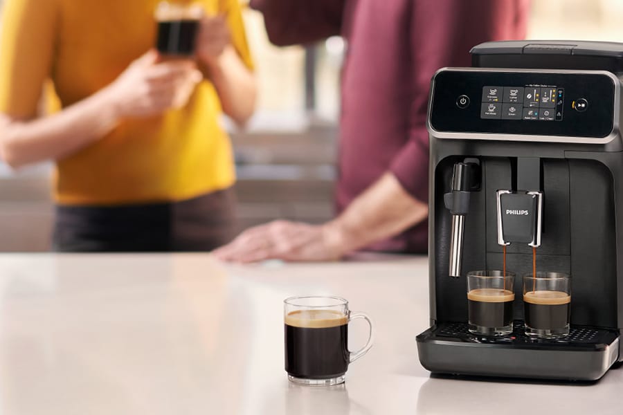 Testsieger im Angebot: Der Philips-Kaffeevollautomat 2200/10 ist heute bei Amazon stark reduziert.