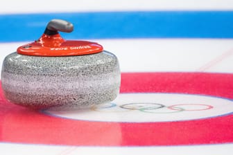 Curling: Bei der Wintersportart weiß bei den Olympischen Spielen bisher vor allem ein italienisches Duo zu überzeugen.