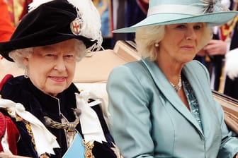 Elizabeth II. und Camilla: Die eine ist die Queen, die andere wird einmal Queen Consort sein.
