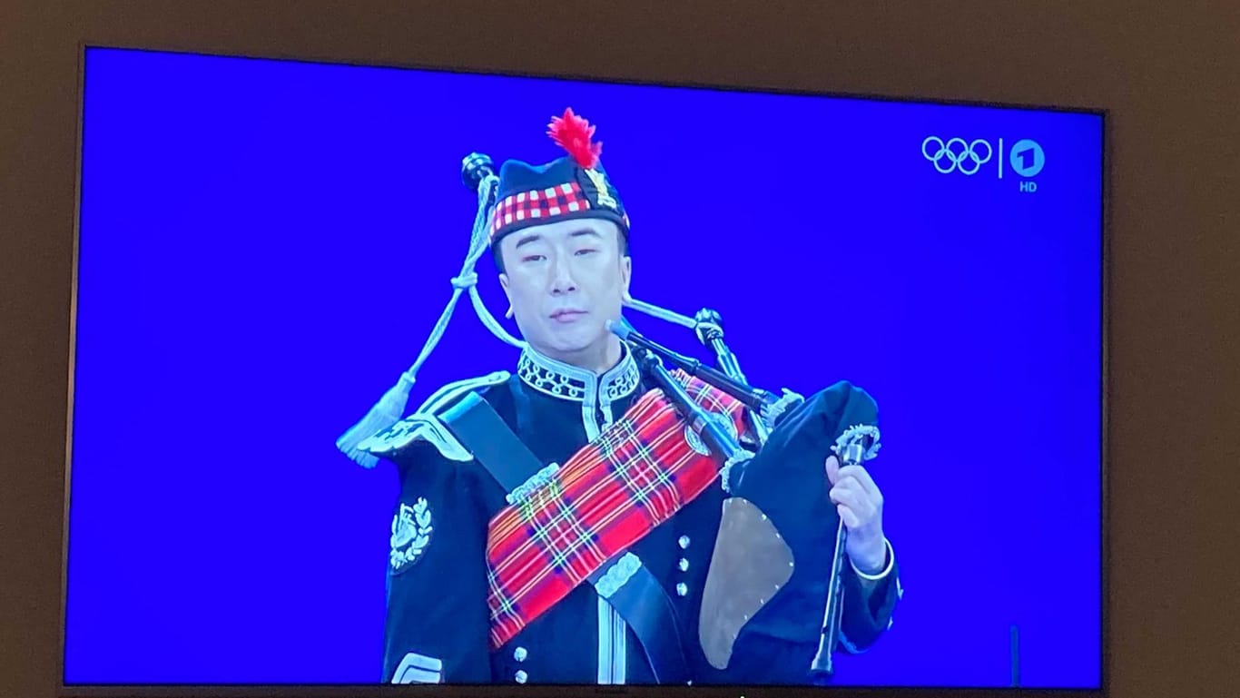 Der Dudelsack wird vor jedem Curling-Spiel bei den Olympischen Spielen gespielt.