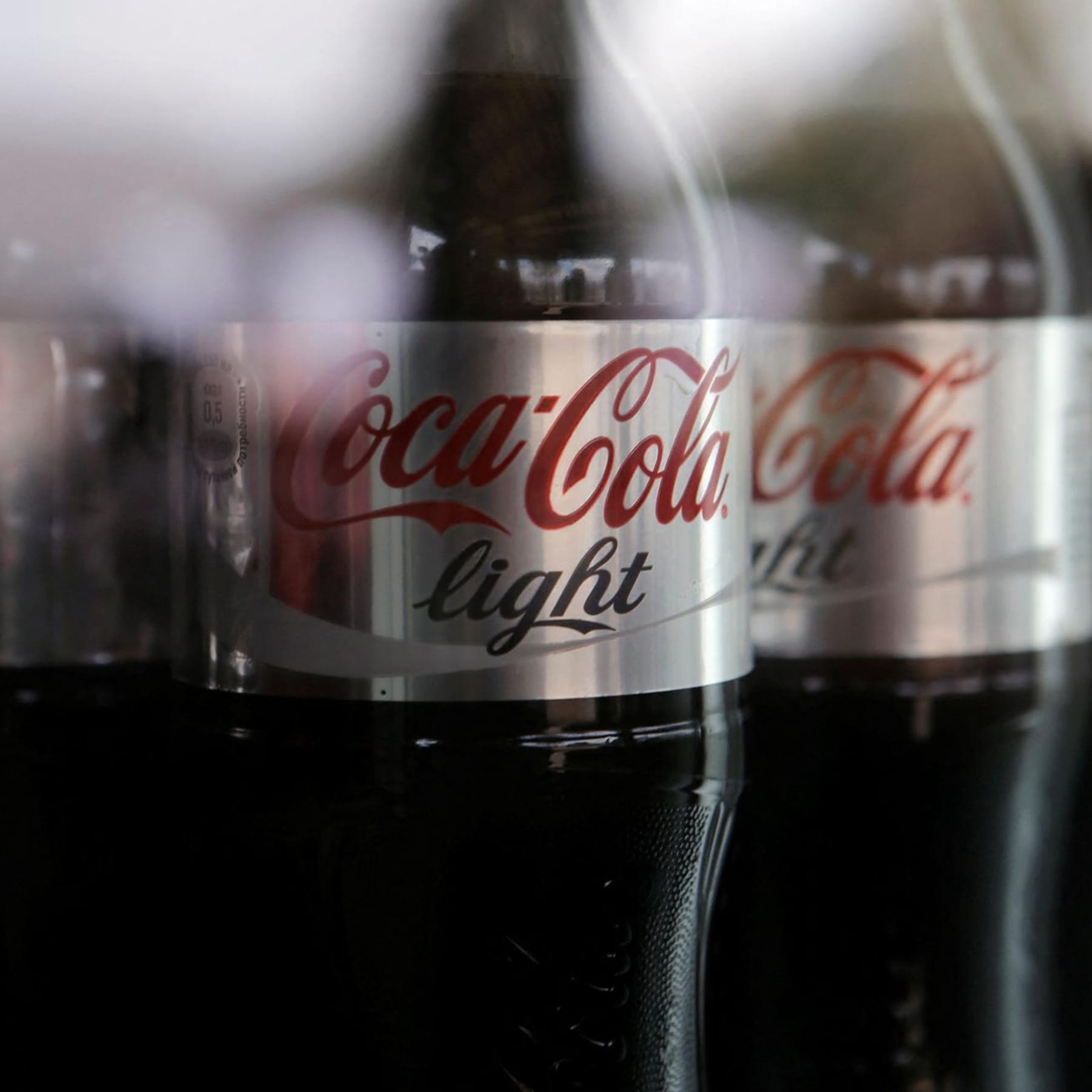 Coca-Cola ändert Deckel von PET-Einwegflaschen – das steckt dahinter