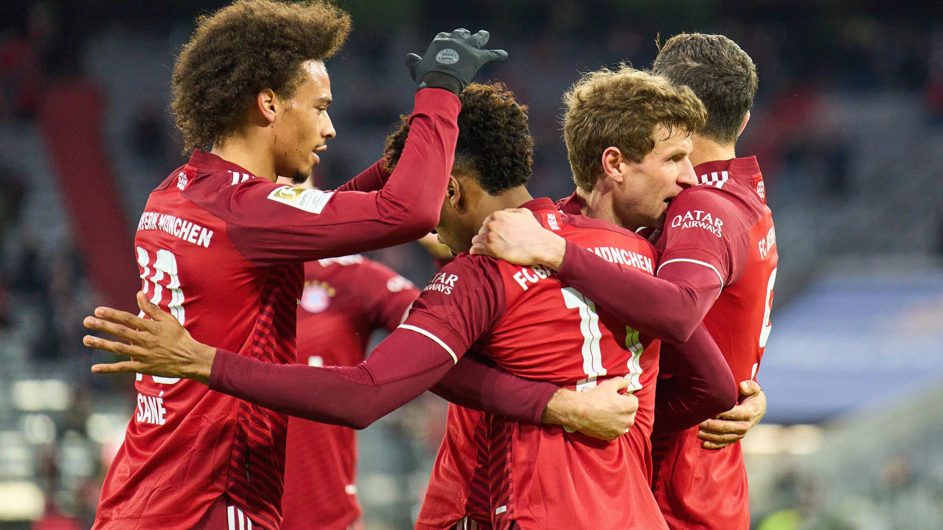 Die Bayern-Stars dürfen bald wieder vor mehr Zuschauern jubeln. Die Bayern-Stars dürfen bald wieder vor mehr Zuschauern jubeln.