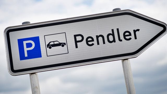 Derzeit beträgt die Pendlepauschael zum 20. Derzeit beträgt die Pendlepauschael zum 20.