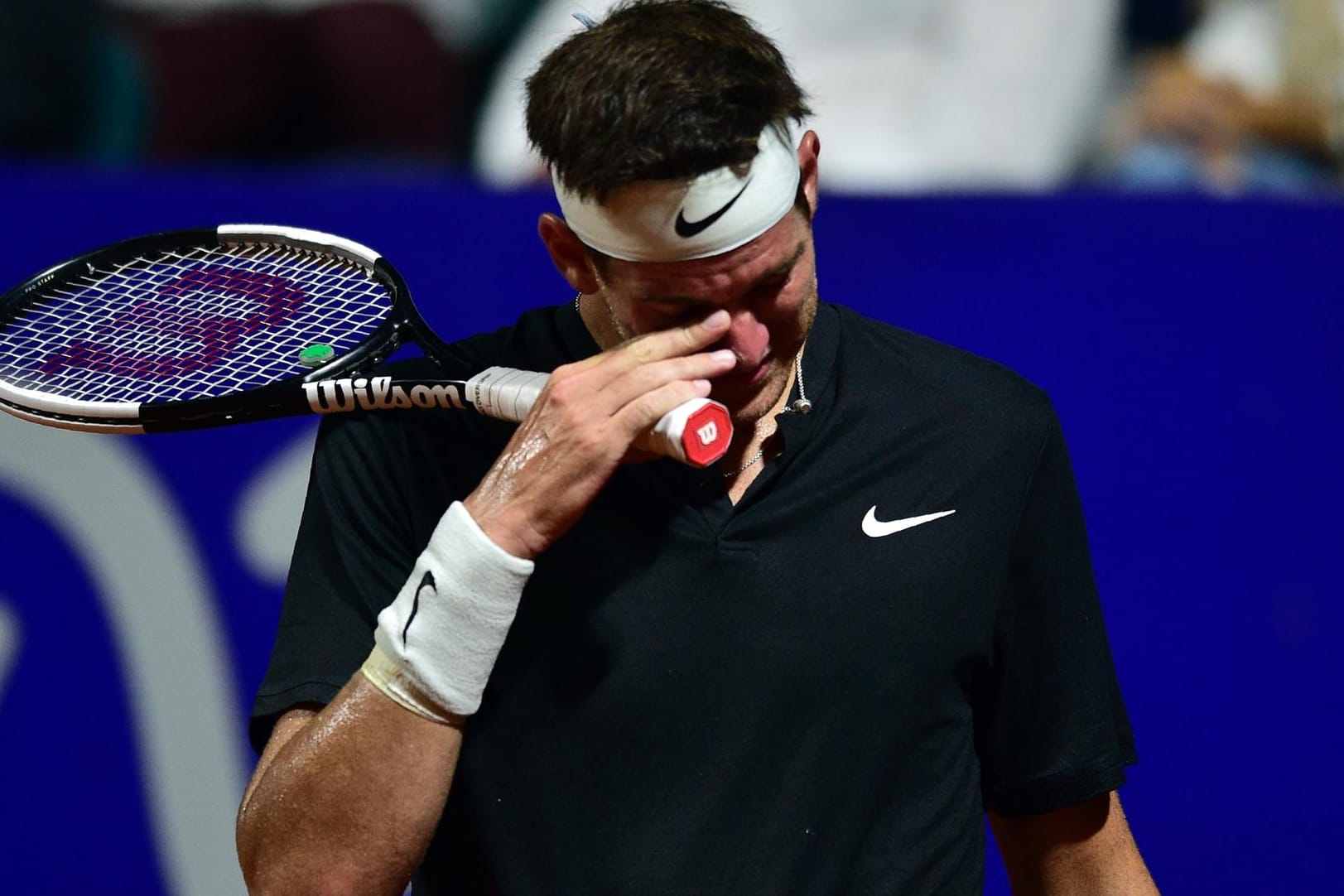 Emotional: Juan Martin del Potro nach seinem letzten Karriere-Match gegen Landsmann Federico Delbonis.