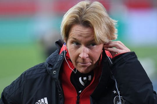 Wird während der EM mit den DFB-Frauen ein Hotel in Londons Stadtteil Brentford beziehen: Bundestrainerin Martina Voss-Tecklenburg.