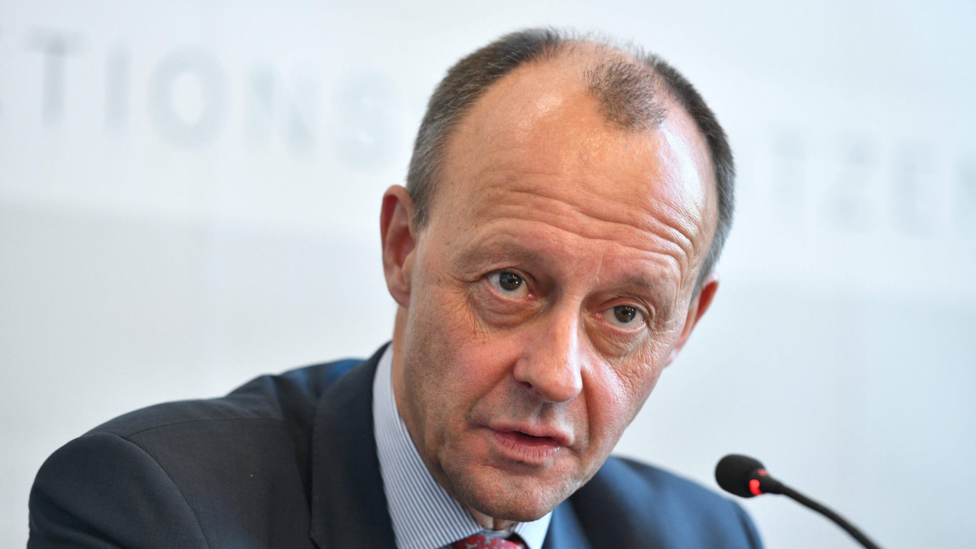 Friedrich Merz: Der CDU-Chef hat den Vorstoß für ein Aussetzen der Impfpflicht verteidigt.