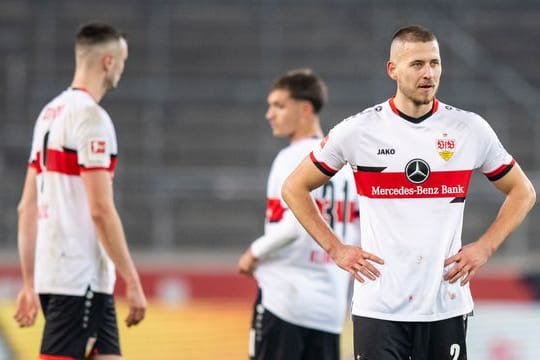 Wird dem VfB coronabedingt zunächst fehlen: Waldemar Anton (r).